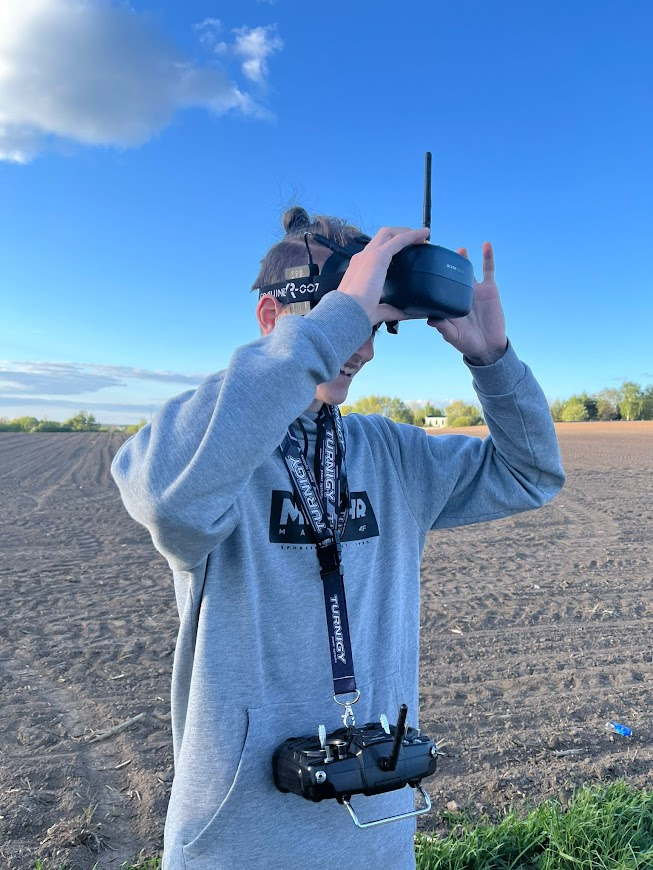 Dron v5